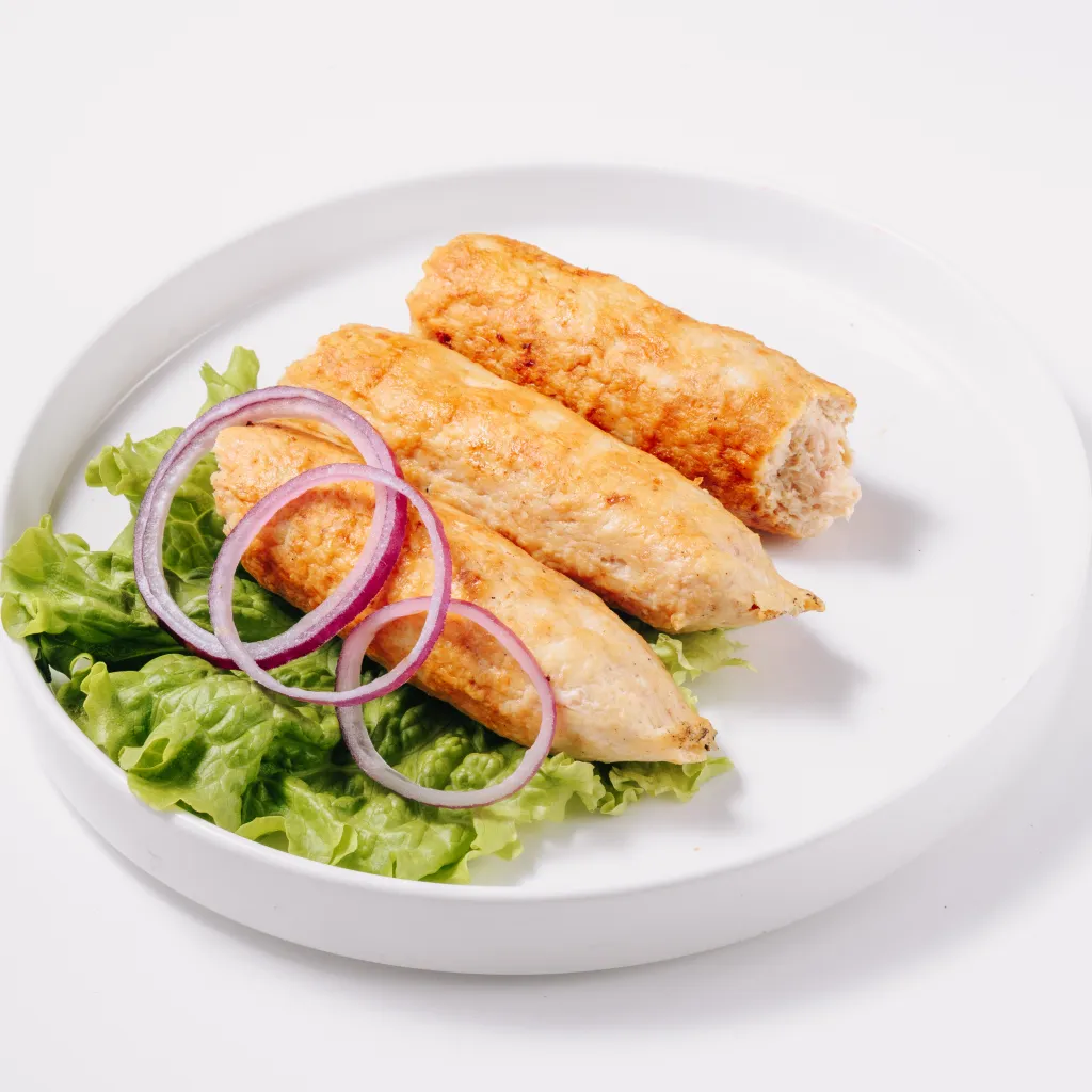 Шашлык люля-кебаб куриный на мангале