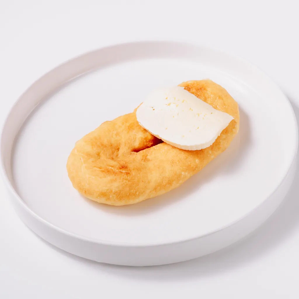 Пышка к завтраку с сыром