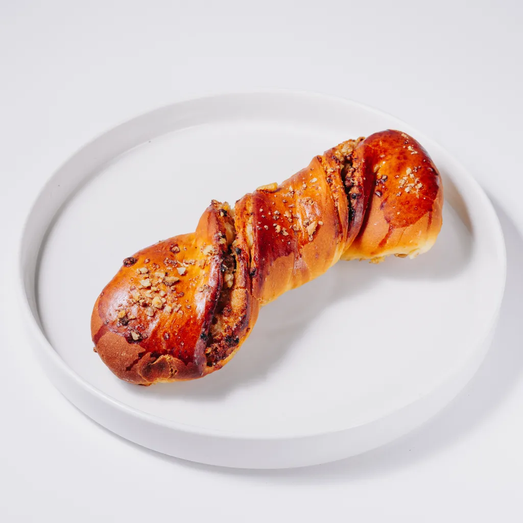 Булочка Ореховая Завитушка